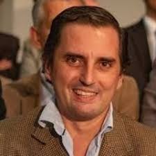 Stream Gordon Storey