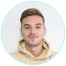 Aaron Eadie's Instagram, Twitter & Facebook