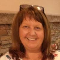 Sarah Akeley's Instagram, Twitter & Facebook