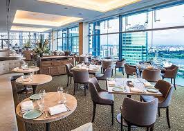 What to do at dinner theatre in singapore? 7 Best Rooftop Restaurants In Singapore Complete Info