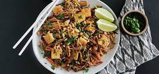 I M Cooking Tofu Pad Thai With Green Chef Https Greenchef Com Recipes Vegan Tofu Pad Thai Noodle Bowl Asian Recipes Recipes Vegetarian Main Dishes