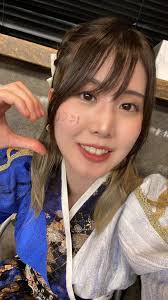 Kanami's guitar playing style and technique