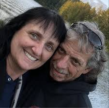 Melody Richmond's Instagram, Twitter & Facebook