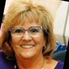 I bought this briefcase in December 2023 while in Florence, Italy. My  intention was not to use it until I passed the Bar Exam. I have now finally  pulled it out of