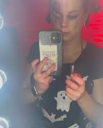 Always having my #blackhoneyalmostlipstick by @cliniqueanz