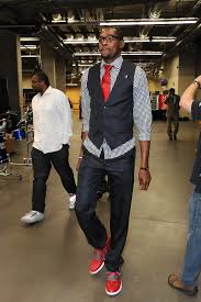 Kevin durant is one of the most versatile and dominate basketball players in nba history. Kevin Durant Vest Red Sneakers Glasses Oklahoma City Thunder Keeping It Classy Nba Fashion Fashion Kevin Durant