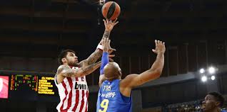 Αμεση και πειστική αντίδραση, μια βδομάδα μετά το εντός έδρας στραπάτσο από τη ζενίτ. Olympiakos 88 80 Makampi Tel Abib Pireaspiraeus The Web