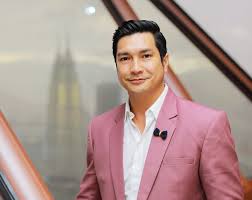 His birthday, what he did before fame, his family life, fun trivia facts, popularity rankings, and more. Bekas Isteri Jumpa Kekasih Saya Jaga Anak Keith Foo Kosmo Digital