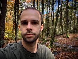 Trevor Leach's Instagram, Twitter & Facebook