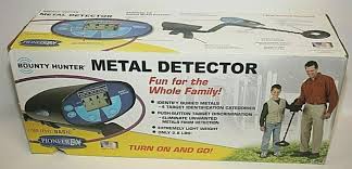 Free delivery and returns on ebay plus items for plus members. Bounty Hunter Pioneer 202 Metal Detector P202 Great For Sale Online Ebay