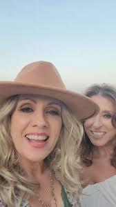 Bonnie Busch's Instagram, Twitter & Facebook