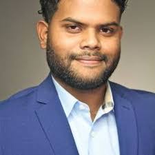 Walter Graham's Instagram, Twitter & Facebook