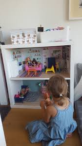 Mattel barbie x3551 3 stockige traumvilla mit viel zubehor. Ikea Hack Diy Puppenhaus Aus Kallax Regal Puppenhaus Diy Puppenhaus Kallax Regal