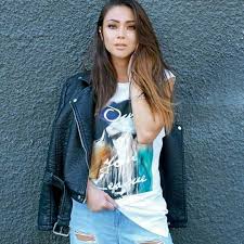 Maria interesting facts, biography, family, updates, life, childhood facts, information and jodi chrissie garcia santamaria (born june 16, 1982), better known by her screen name, jodi sta. Jodi Sta Maria Diva Fashion Fashion Beauty Women