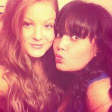 Natalie Corr (@natnat_c)