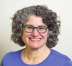 Lara Pollock's Instagram, Twitter & Facebook