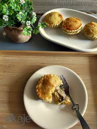 Maybe you would like to learn more about one of these? Mushroom And Chicken Pie Resep
