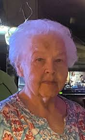 Linda Lade's Instagram, Twitter & Facebook