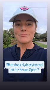 ✨Meet your skin’s new anti brown spot hero: Hydroxytyrosol✨, A powerhouse  antioxidant — naturally found in the olive leaves— works