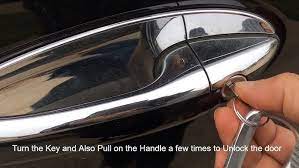 Feb 02, 2020 · if you lock the doors while they are open by using the remote, the rear hatch will typically still open and set the alarm off.but then you have the key to power it off. Solved How To Open Mercedes Door With Spare Key Key Fob Not Working Smart Keyfob Youtube
