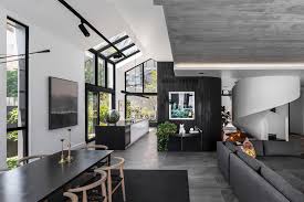 Croquis cuisine architecte interieur croquis maison et maison. Un Escalier Sculpture Pour Une Maison D Architecte En Metal Noir Planete Deco A Homes World