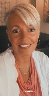 i'm so confused how i'm so young but every time i go pee i see another gray  hair 🥹 i got to stop looking down there it's scary