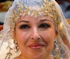 نجاة محمد كمال حسني البابا المعروفة بـنجاة الصغيرة ، مغنية وممثلة مصرية.12345678 هي من أشهر رموز الموسيقى العربية في العصر الذهبي للخمسينات والستينات من القرن العشرين. ÙƒØ§Ù†Øª ØªØºÙŠØ± Ù…Ù† Ø§Ù„Ø³Ù†Ø¯Ø±ÙŠÙ„Ø§ ÙˆÙ‚ØµØ© Ø§Ø±ØªØ¯Ø§Ø¦Ù‡Ø§ Ø§Ù„Ø­Ø¬Ø§Ø¨ Ø¨Ø§Ù„ØµÙˆØ± Ø³Ø± Ø¸Ù‡ÙˆØ± Ù†Ø¬Ø§Ø© Ø§Ù„ØµØºÙŠØ±Ø© ÙÙŠ Ø´ÙˆØ§Ø±Ø¹ Ø§Ù„Ø²Ù…Ø§Ù„Ùƒ Ù†Ø¬ÙˆÙ… Ø§Ù„ÙÙ† Ø§Ù„Ù…ÙˆØ¬Ø²