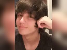 Robert "Aron" Aron Quinones's Memorial Website