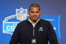 Bears GM Ryan Poles made a savvy move during the first-round of the 2026 NFL Draft that had nothing to do with the 25th overall pick