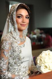 Amar Baharin And Amyra Rosli S Fairytale Wedding Cute Wedding Dress Wedding Dress Inspiration Malay Wedding Dress