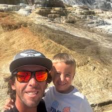 lookaside.fbsbx.com/lookaside/crawler/media/?media...