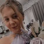 Allison Shuck's Instagram, Twitter & Facebook