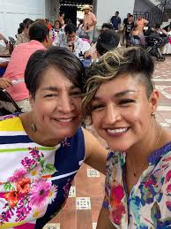 Deseo de todo corazon verlos feliz así como ahora por el resto de mi vida .  Los amo mis queridos padres. Son mi gran ejemplo de perseverancia, lucha ,  sacrificio y amor .