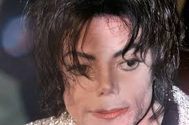 13,000 Michael Jackson fans dance to Thriller