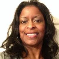 Lisa Hassell's Instagram, Twitter & Facebook