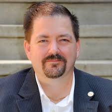 Housekeeper recommendations for deep clean of 2400 sq ft home in Elk Grove?