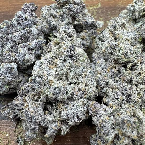 Snow Cap Strain Review: A Favorite for Its Uplifting High - Nano ...