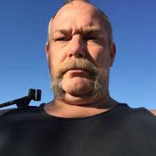 Wes Holbrook (@holbrook_wes)