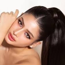 AZ Wears What? (@azwearswhat)