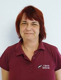 Tierarzt Ashley Cullis für Kleintiere Lindenthal