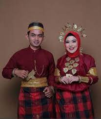 Book your hotel in south sulawesi. Pakaian Adat Sulawesi Selatan Lengkap Klasik Tradisional Hingga Modern Wikipie Co Id