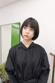 女子高生向け似合う髪型ガイド2023年度版。4つの視点から探すおすすめスタイル｜ホットペッパービューティーマガジン