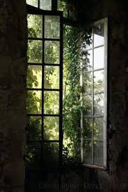 My Serenity Architektur Marchenhaus Offenes Fenster