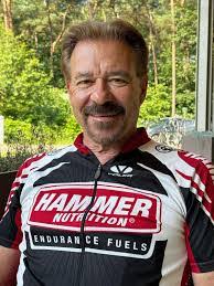 David Knickerbocker's Instagram, Twitter & Facebook