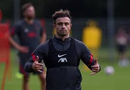 Attacking midfielder known for incredible dribbling, passing, and crossing who debuted for the swiss national team in 2010 and won a swiss golden player. Offizielle Liverpool Burnley Formationen Dies Ist Die Entscheidung Fur Xherdan Shaqiri Lajme Mk Nachrichten Aus Nordmakedonien