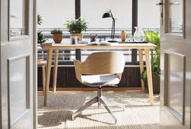 If you are someone who wants to have a developed sense for interior design, it is essential that you understand office desk. 15 Gorgeous Desk Designs For Any Office Mymove