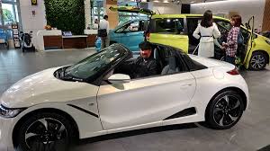 There are slight changes to the grille, headlight lamps, and taillights. Honda S660 Roadster Should Be Imported To The U S Torque News