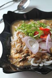 Everyone can cook , nice and laksa penang easy to cook just only all ingredients are ready.ingredients: Laksa Penang Kegemaran My Laling Azie Kitchen