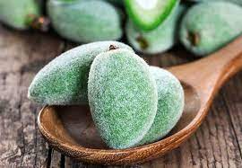 فوائد العوجا أو اللوز الأخضر هل ستصدق أن بها كل هذه الفوائد avocado fruit food