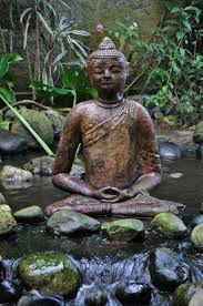 Zen Buddhism Devotion At This Lovely Fountain Budda Buddizm Guanin